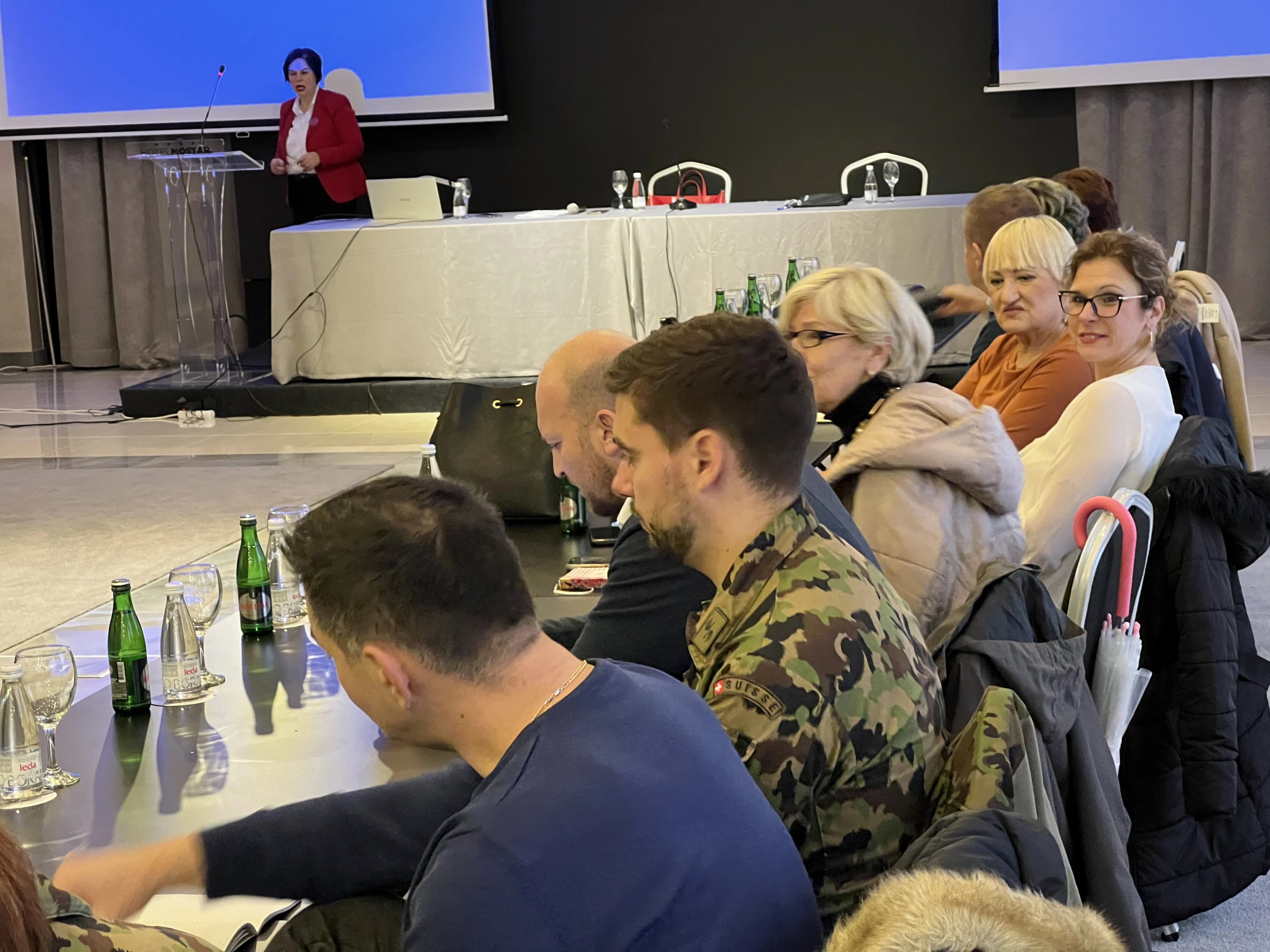 S okruglog stola u Mostaru