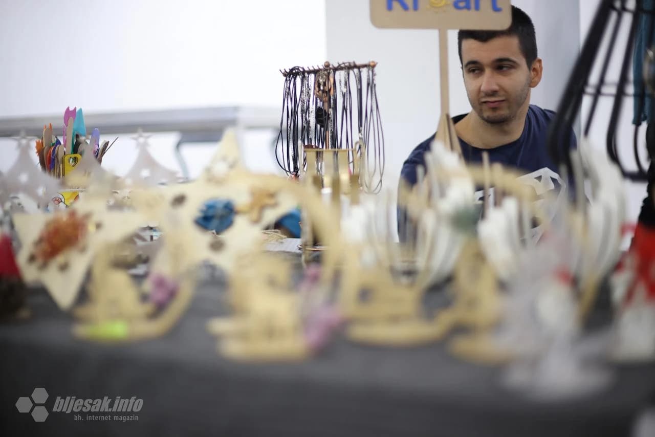 Sajm rukotvorina ''Hrabro srce'' u Mostaru