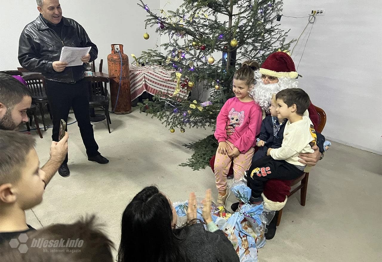 Darivanje djece u Orlacu