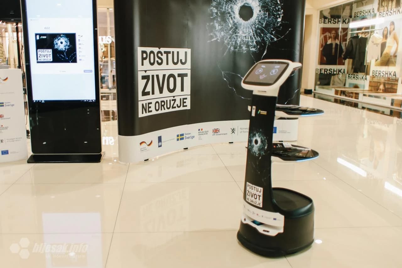 Kampanja "Poštuj život, a ne oružje" u Mostaru
