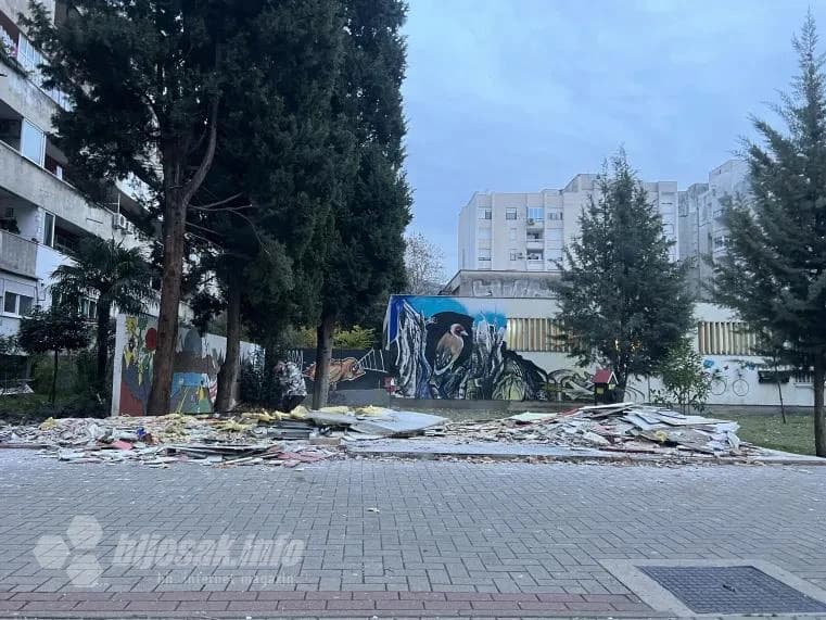 Uklanjanje nelegalnog objekta... 