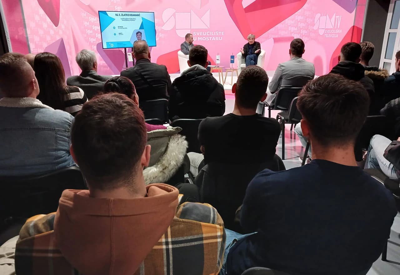 Predavanje veleposlanika Zlatka Kramarića