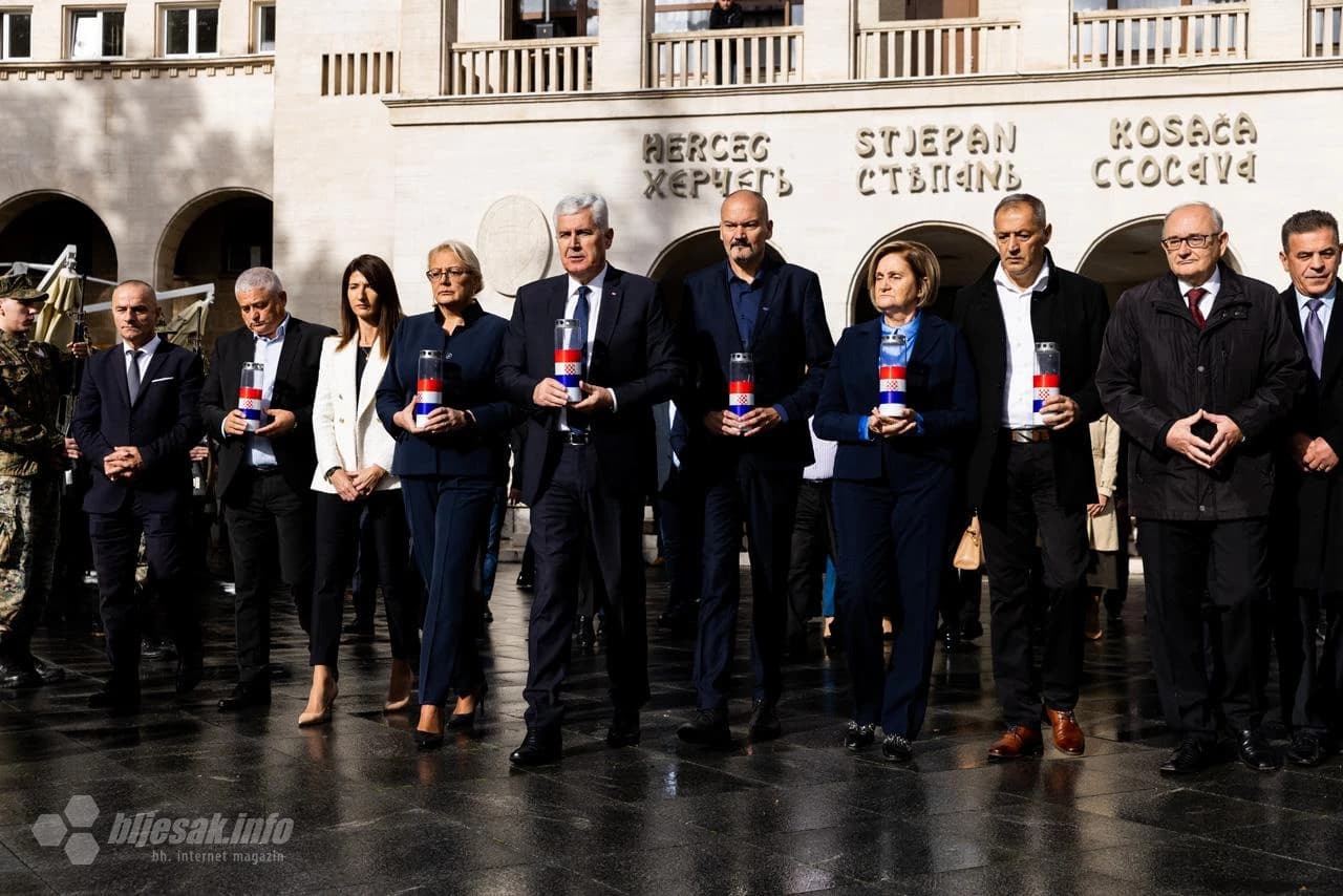 Obilježavanje 32. obljetnice Hrvatske zajednice Herceg-Bosne u Mostaru