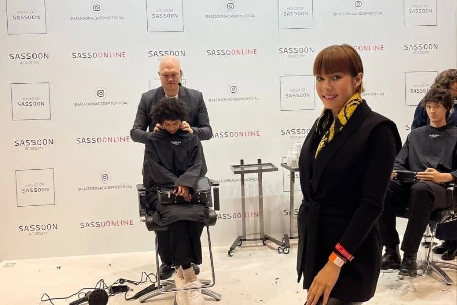 Predstavnica La Bellezze na londonskom sajmu