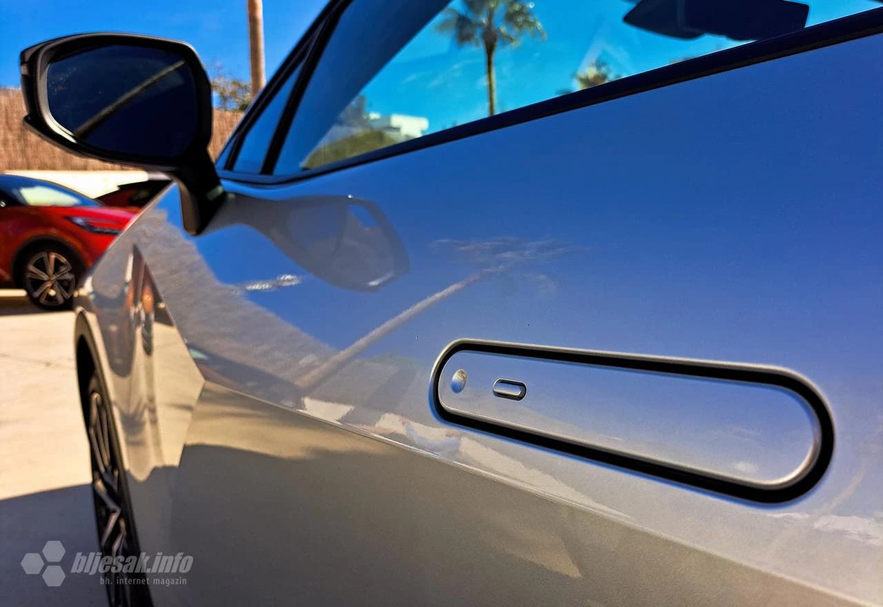 Toyota predstavila novi C-HR