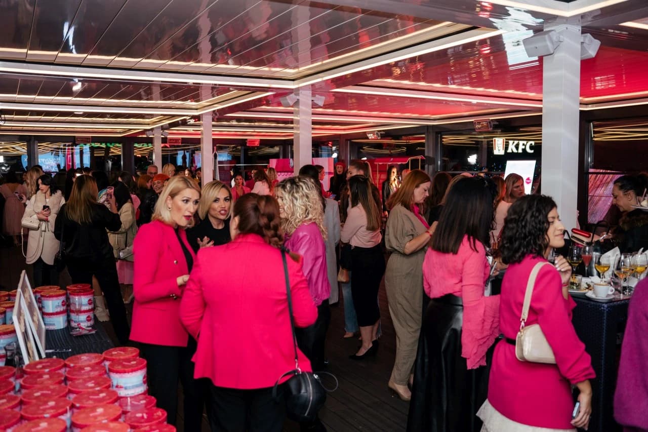 Zavirite na Mon Bourjois gala event