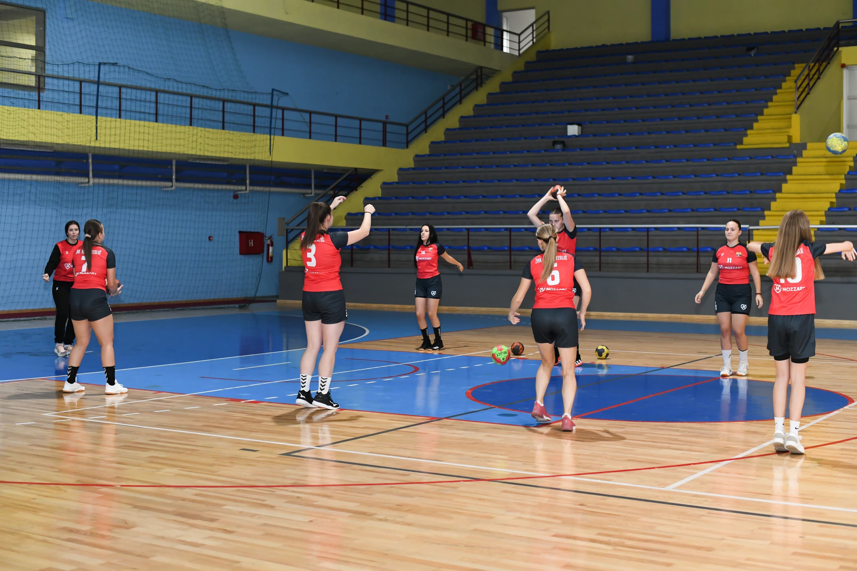 Mozzart uz rukometašice širom BiH