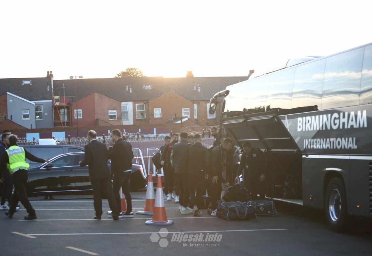 Plemići stigli na Villa Park