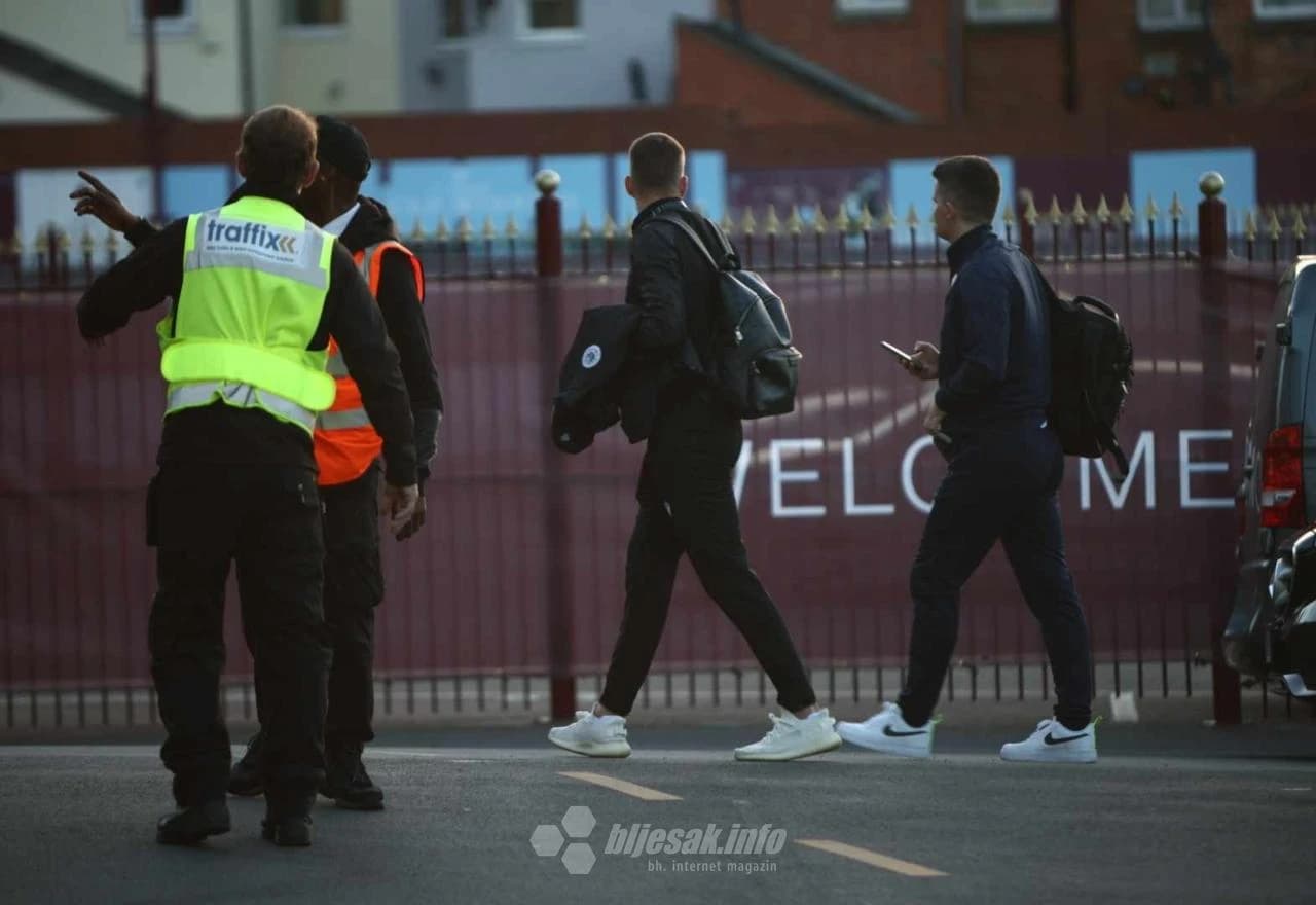 Plemići stigli na Villa Park