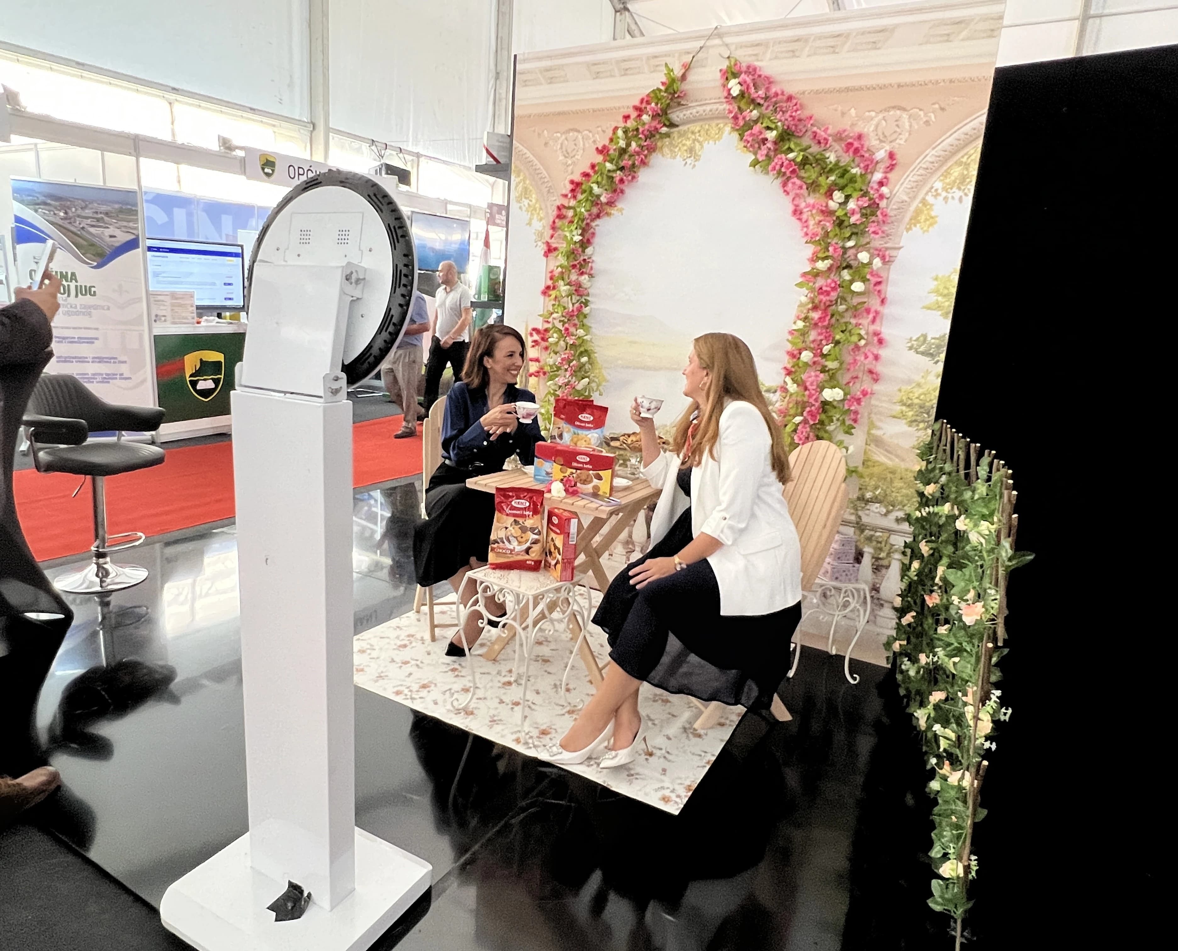 Kompanija AS iz Jelaha predstavila spoj suvremenosti i tradicije na sajmu u Tešnju