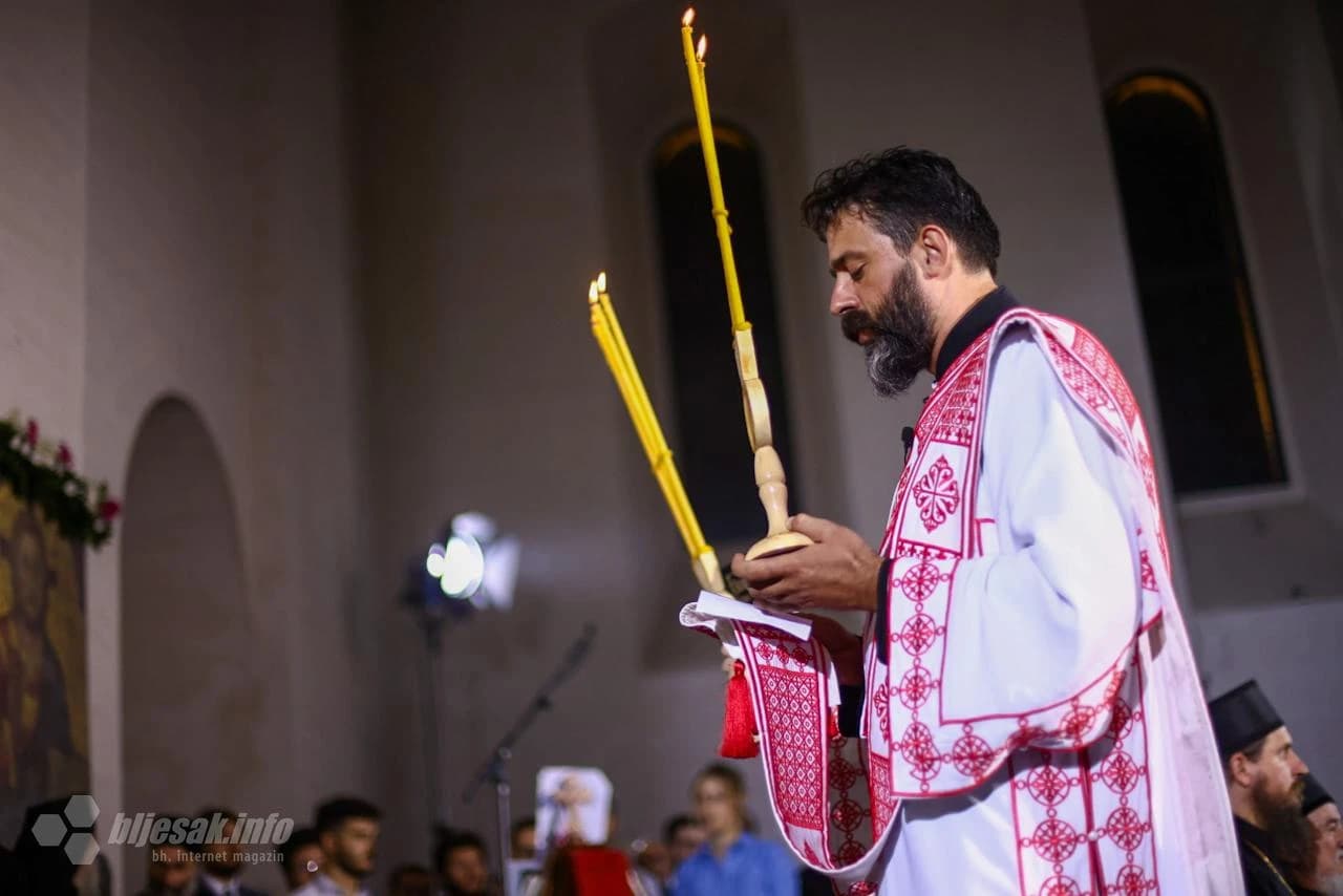 Doksologija u čast patrijarha Porfirija