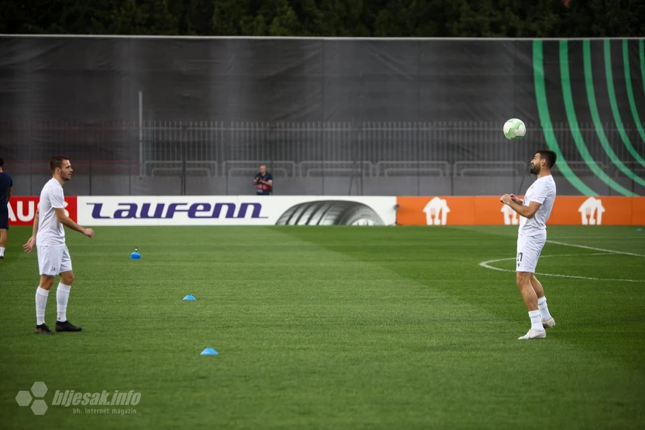 Zagrijavanje igrača Zrinjskog