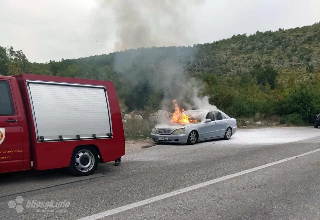 Zapalio se Mercedes u Miljkovićima