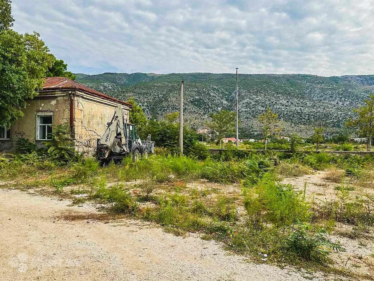 Bager počeo kopati na mjestu gdje bi trebao biti budući olimpijski bazen