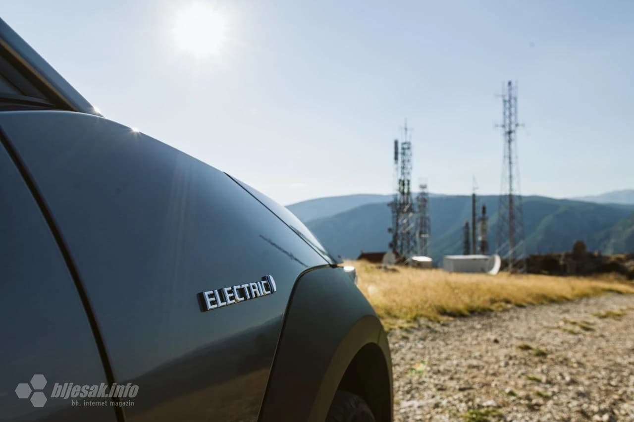 Vozili smo Toyota bZ4X