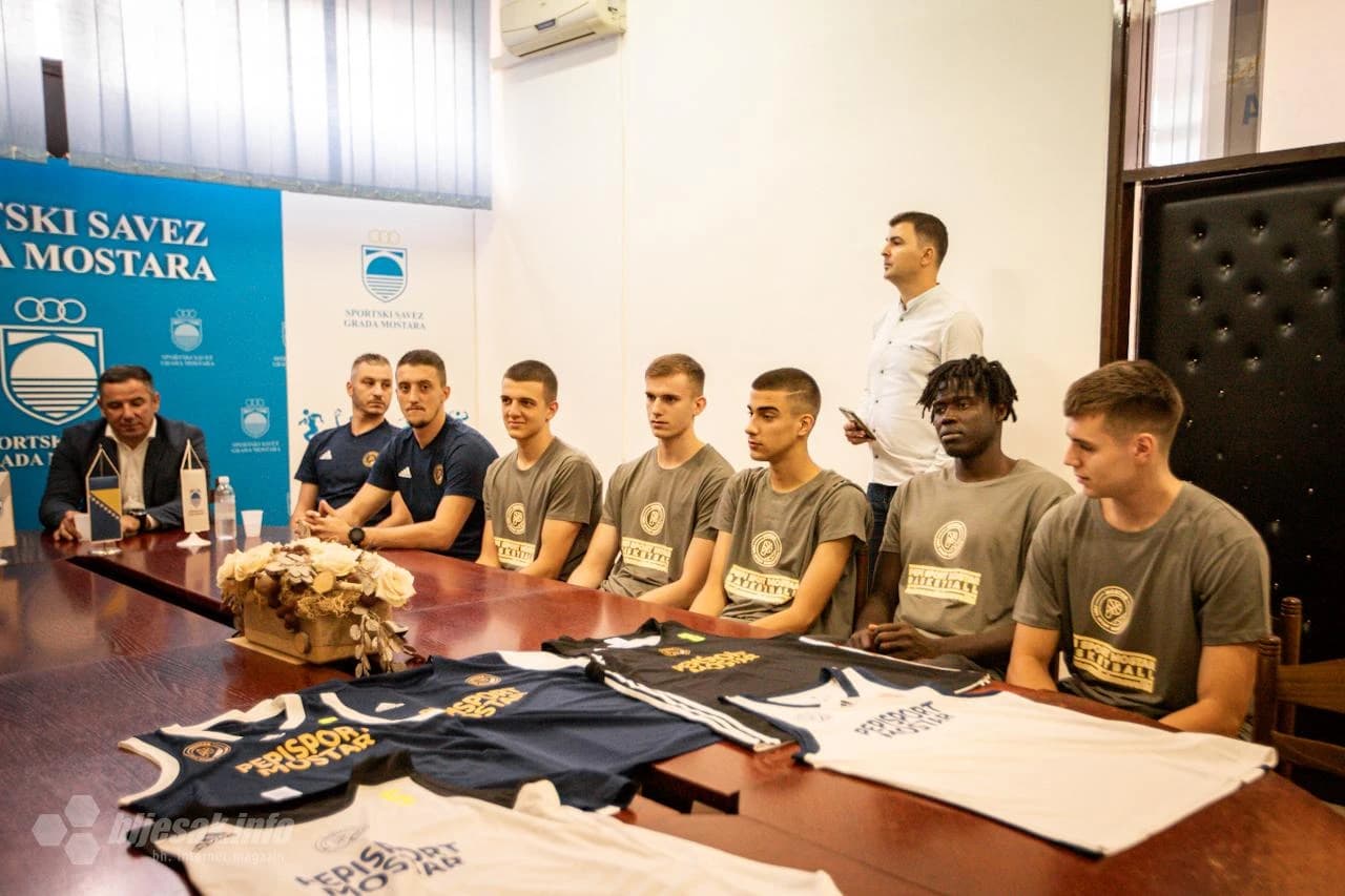 Tiskovna konferencija KK Pepi Sport u prostorijama Sportskog saveza Grada Mostara