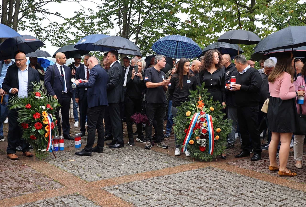 Trideset godina od zločina u Uzdolu