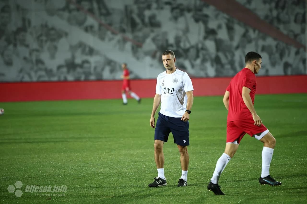 Dobra atmosfera među Plemićima na zagrijavanju