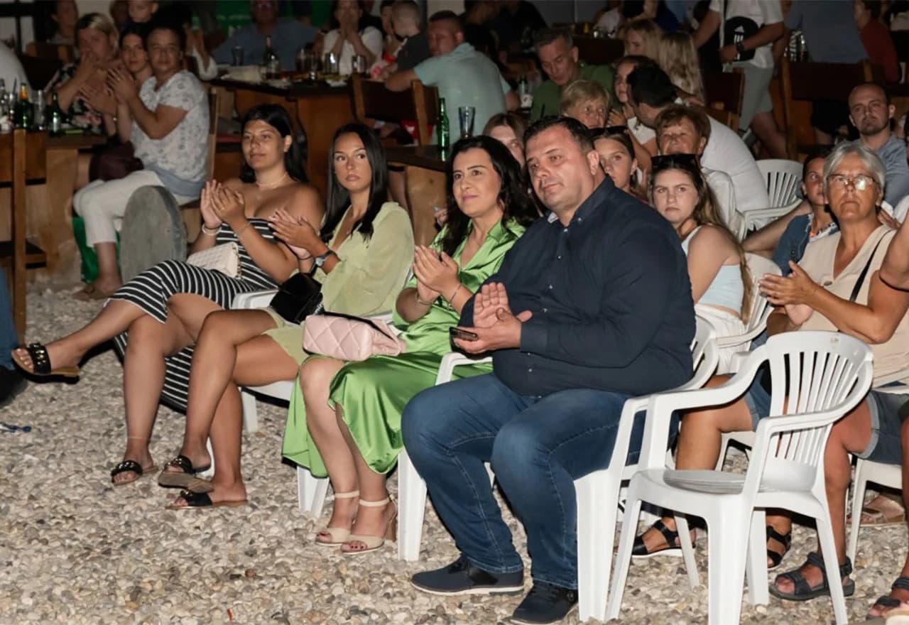 Večer hrvatskog folklora u Neumu