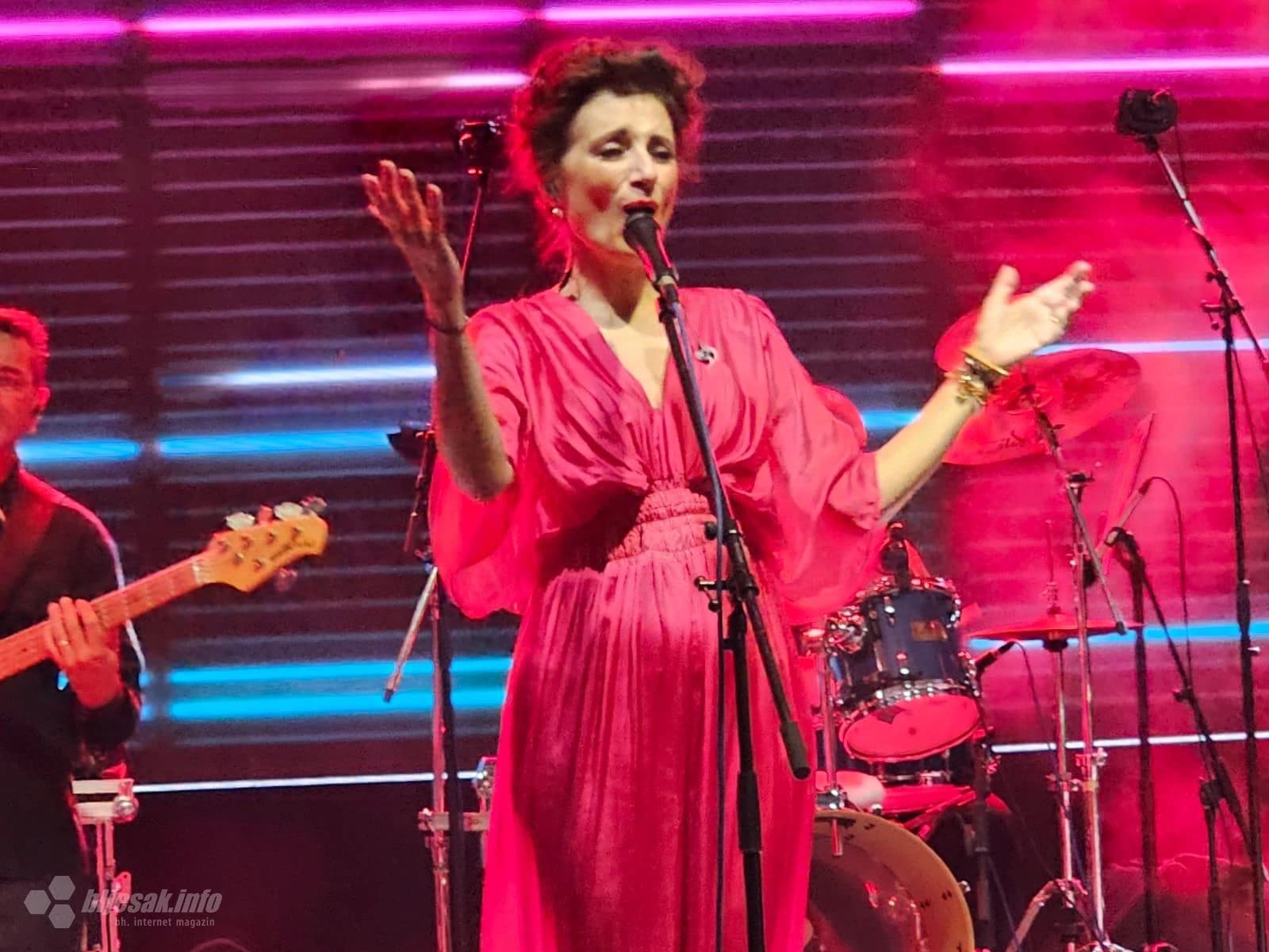 Doris Dragović održala koncert u Mostaru