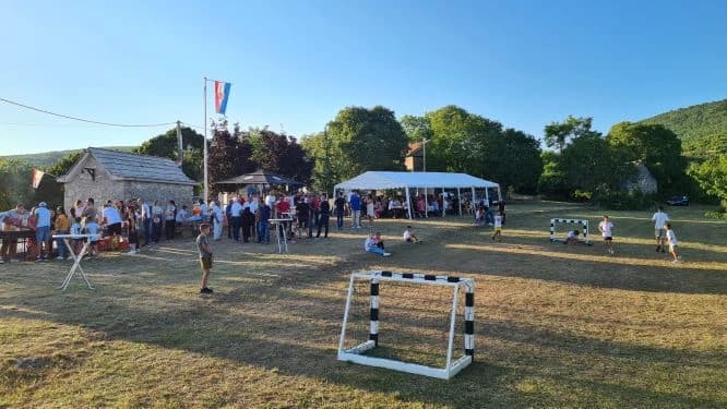 Suret Širića i Knezovića 