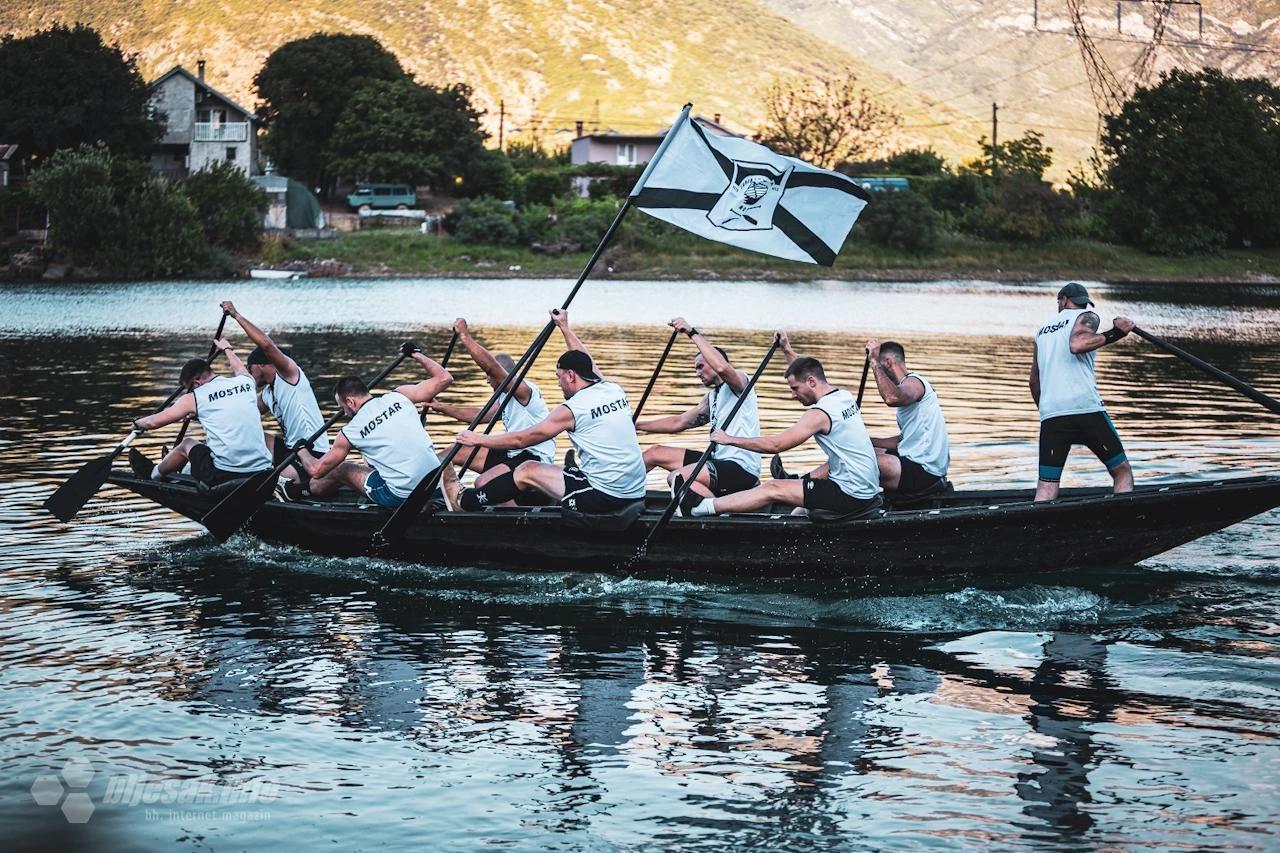 Mostarski lađari kreću prema Metkoviću