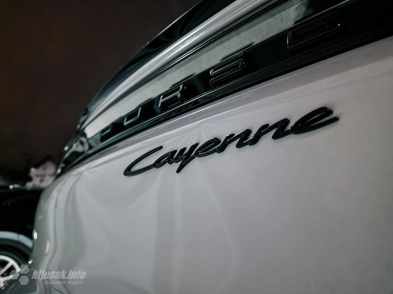 Novi Porsche Cayenne službeno predstavljen u Sarajevu