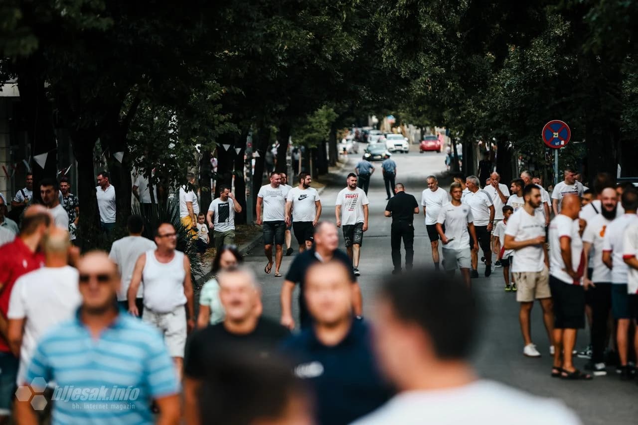 Bijela vojska okupirala Mostar