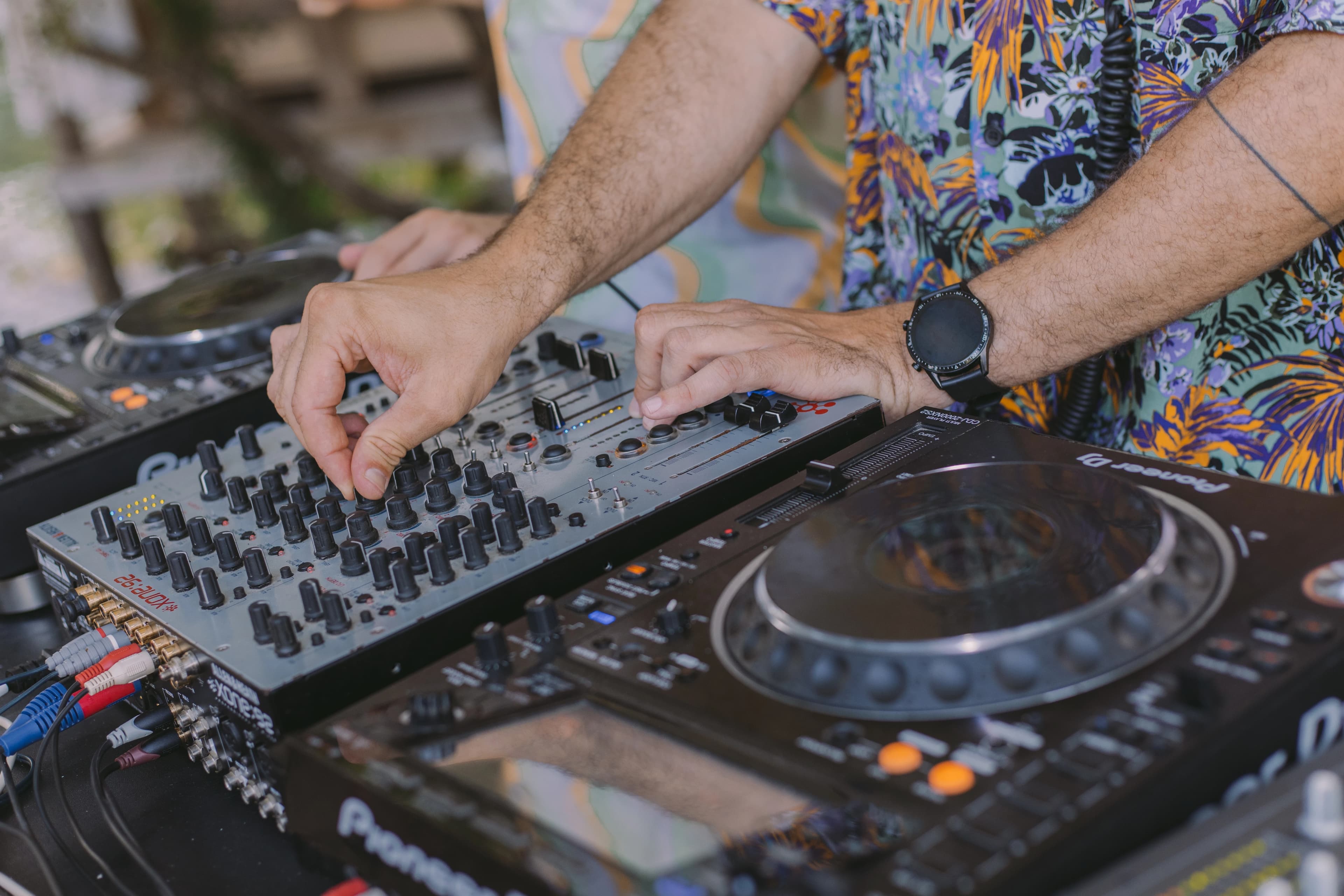 Club Divine na rijeci Trebižat