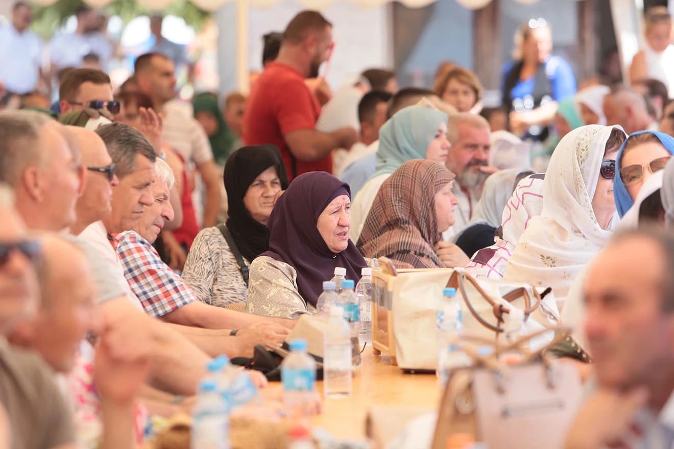 Svečano otvorena Tucakovića džamija u Rabranima kod Neuma