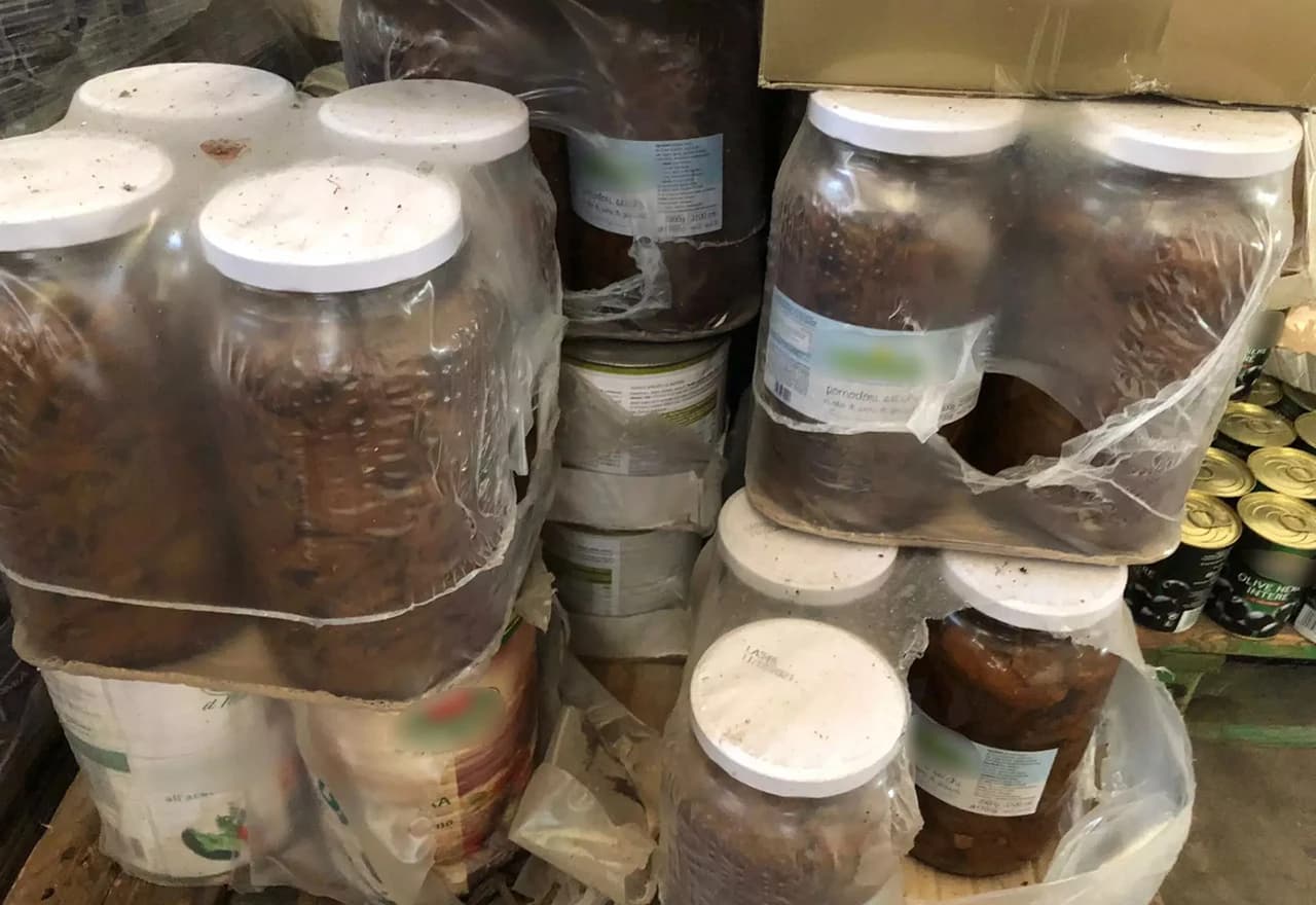 Europol upozorava da takva hrana i piće može imati ne samo neugodan okus i miris, već može biti izuzetno opasna za ljudsku prehranu te može predstavljati ozbiljan rizik za javno zdravlje.