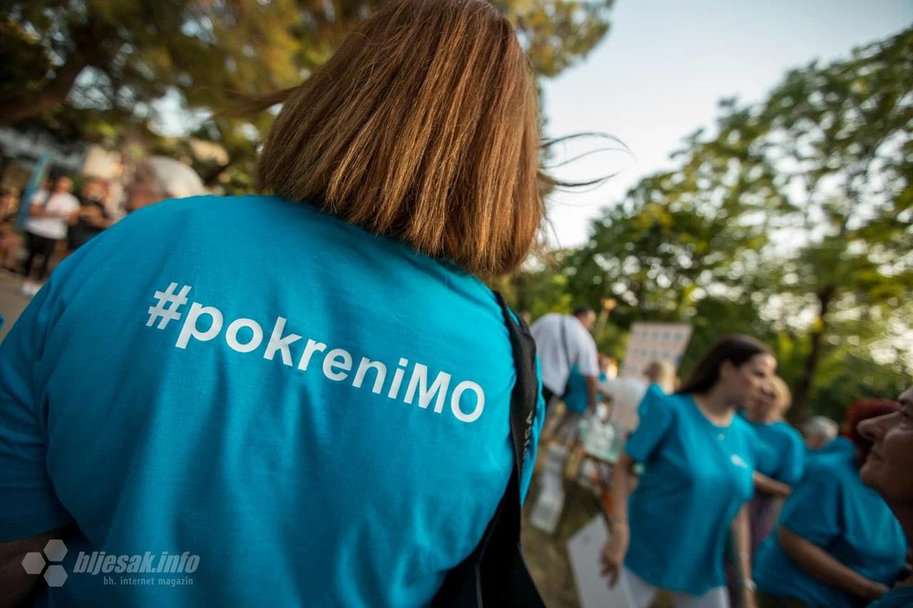 Mostar: Umirovljenici vježbali u Zrinjevcu