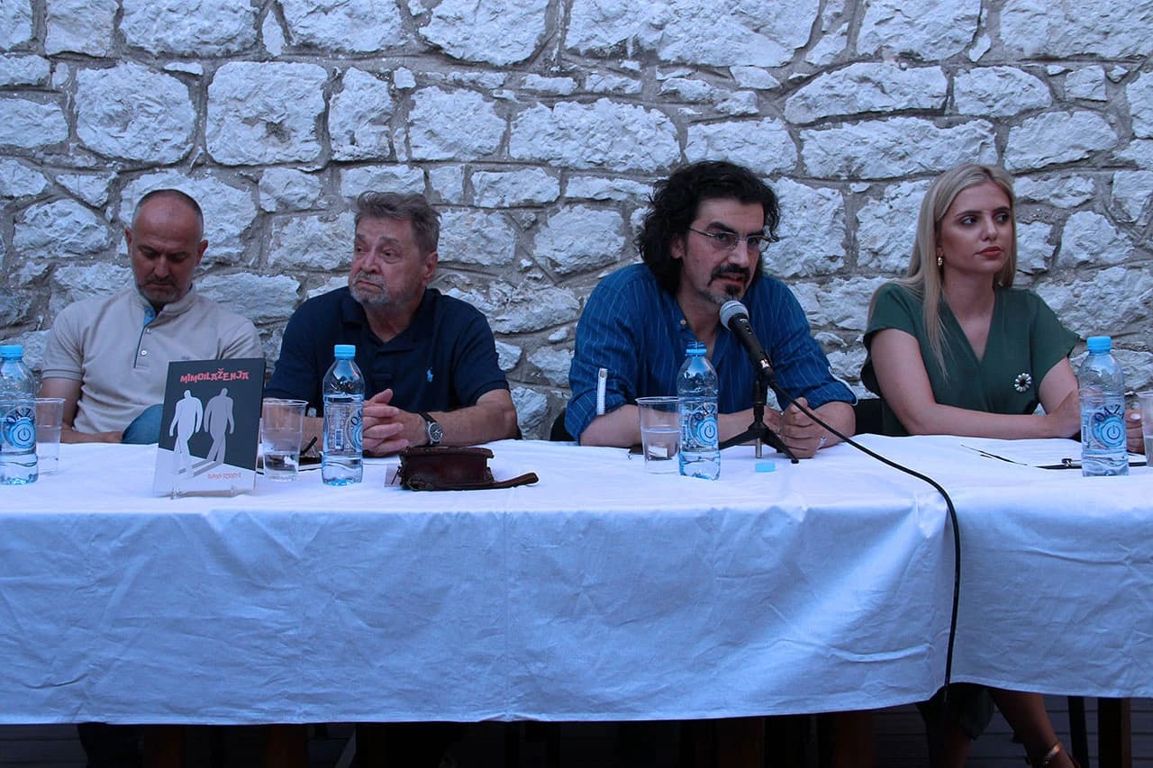 Knjiga poezije Mimoilaženja promovirana u okviru Mostarskog ljeta