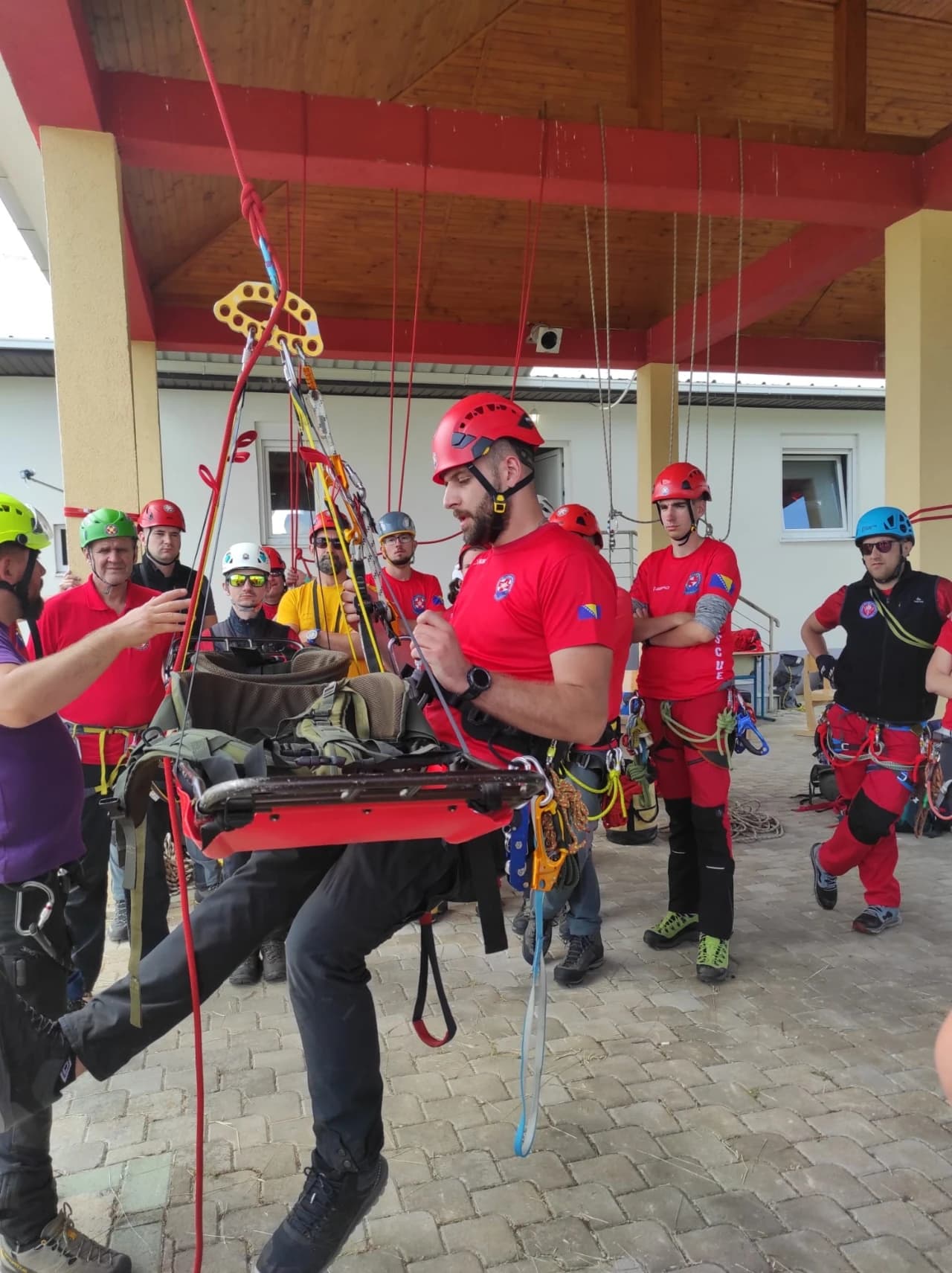 Gorska služba spašavanja FBiH uspješno je provela još jedan ciklus Osnovnog ljetnog tečaja gorskog spašavanja 