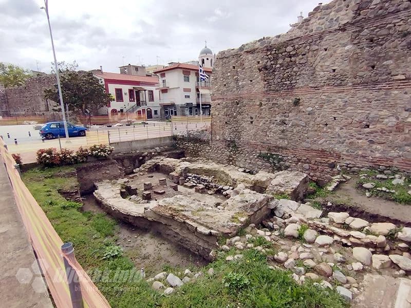 Neki dijelovi su konzervirani 