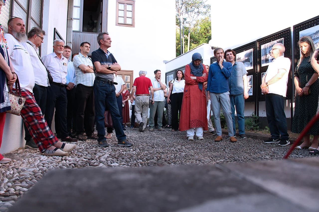 Izložba ratnih fotografija u Mostaru