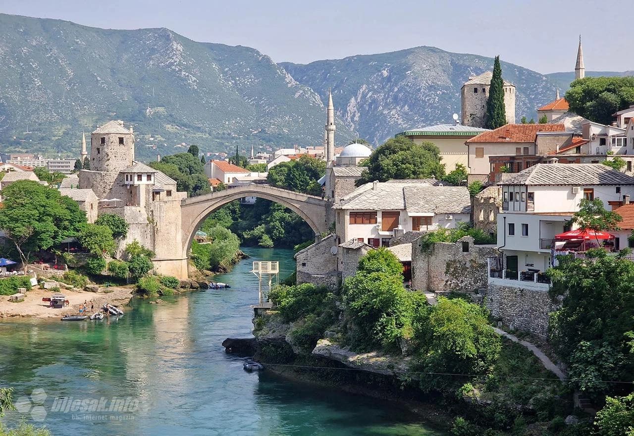 Uklanja se skakaonica Duražik ispod Starog mosta