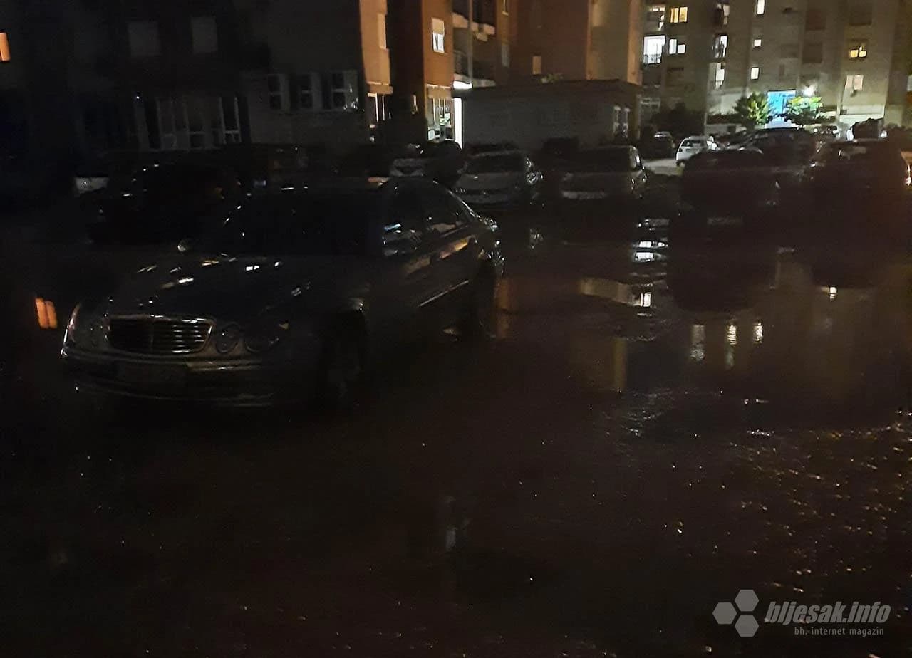 Automobili i lokve...