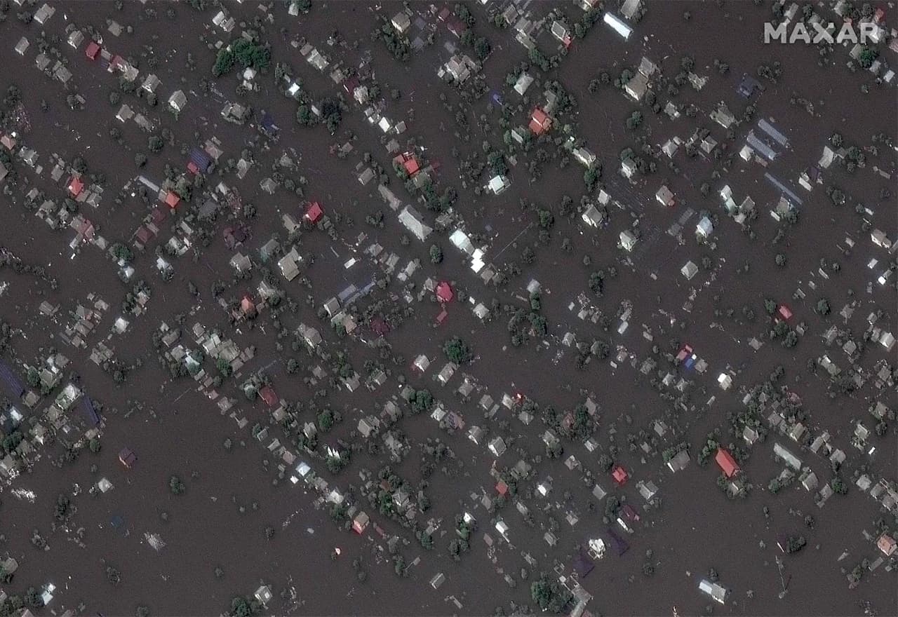 Otprilike 14.000 kuća je poplavljeno nakon što je pukla ukrajinska brana Kahovka, a oko 4300 ljudi je evakuirano