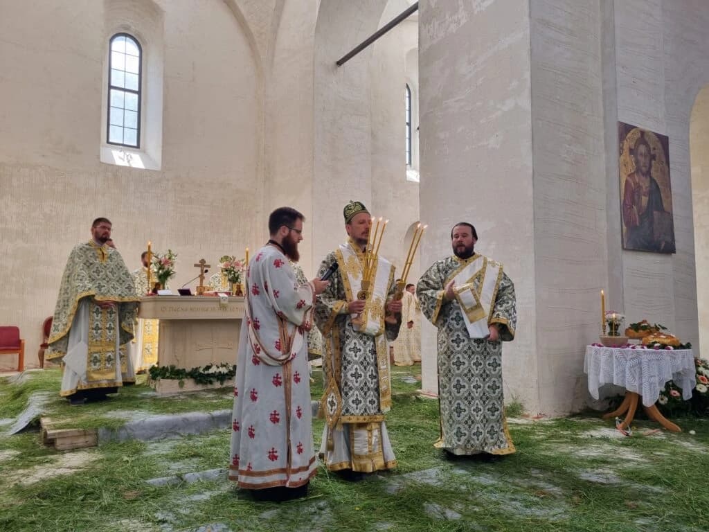 Trojčindan u Sabornoj crkvi u Mostaru