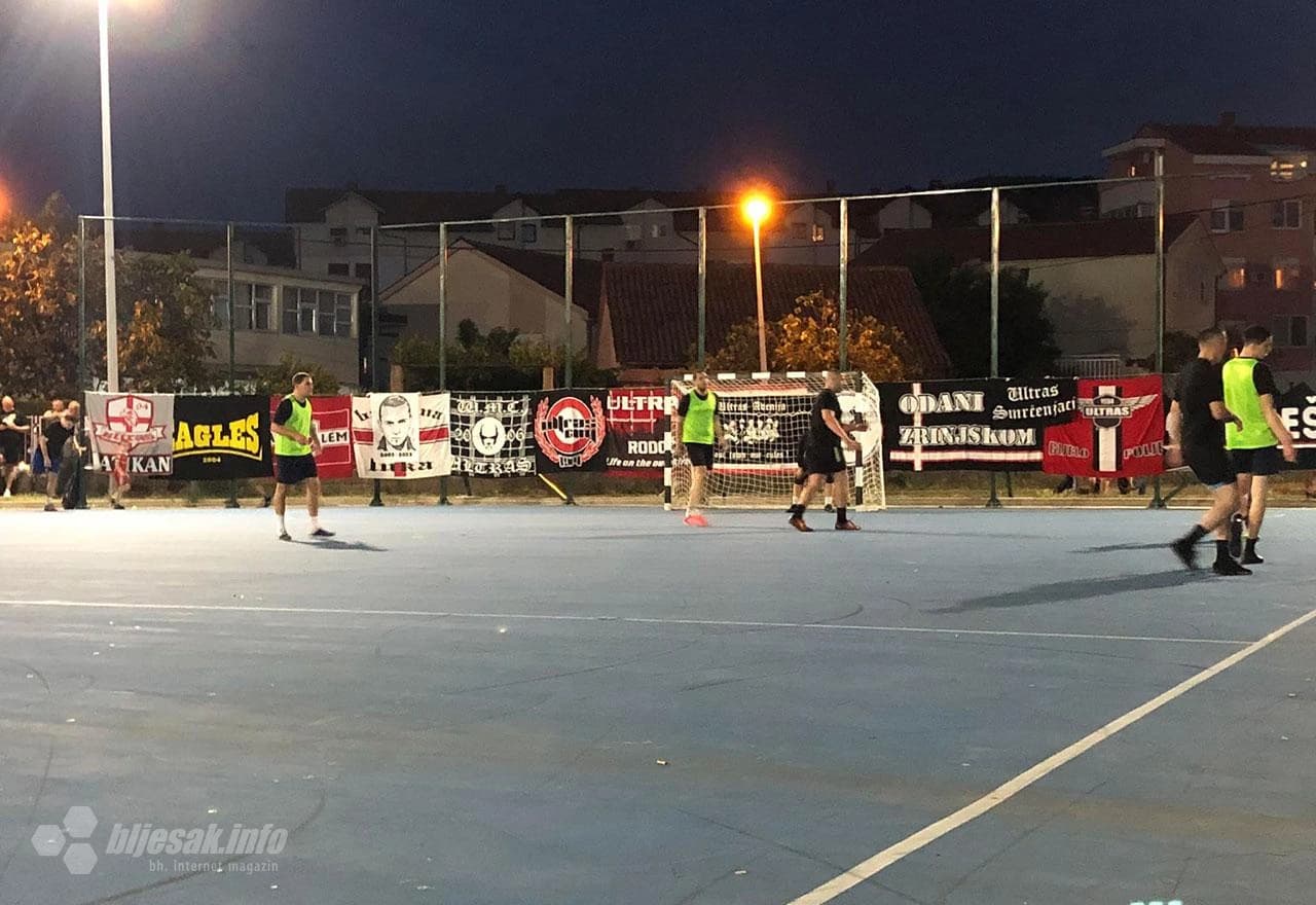 Malonogometni turnir Volim te bola u organizaciji mostarskih Ultrasa