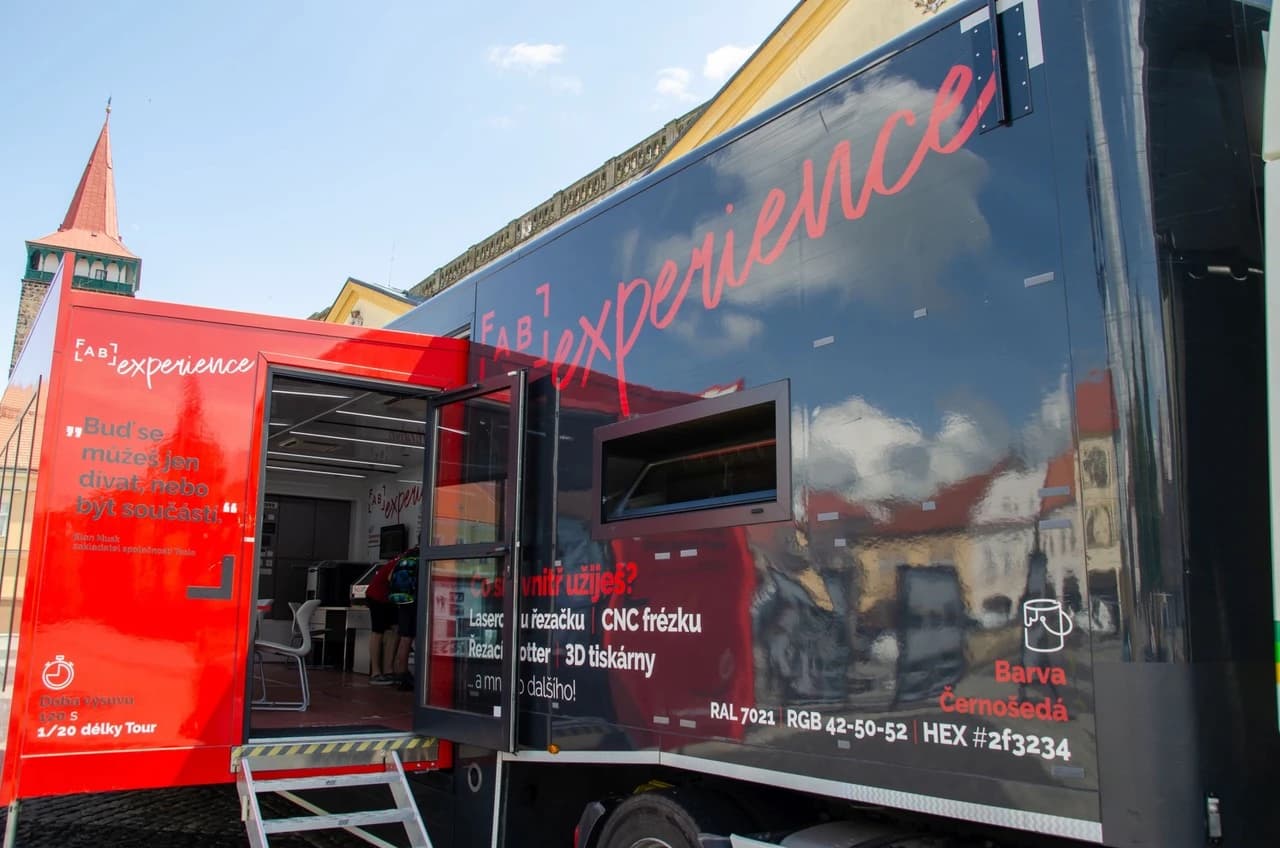 U Mostar stiže najveća mobilna laboratorija tehnologije i robotike na svijetu