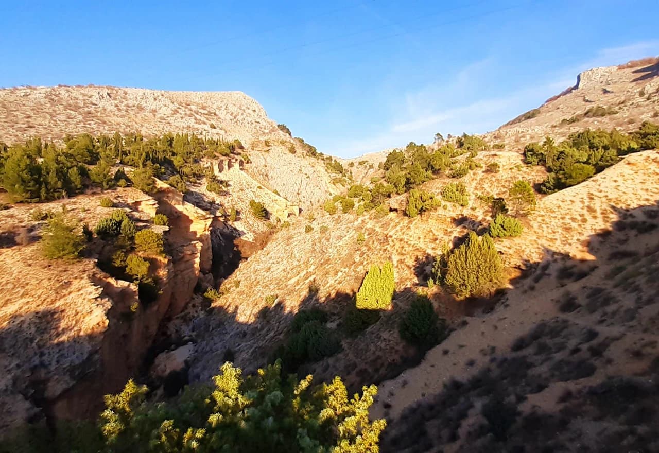 U sklopu Mostar Move Week-a organizirano je druženje i uspon planinarskom stazom na Forticu.