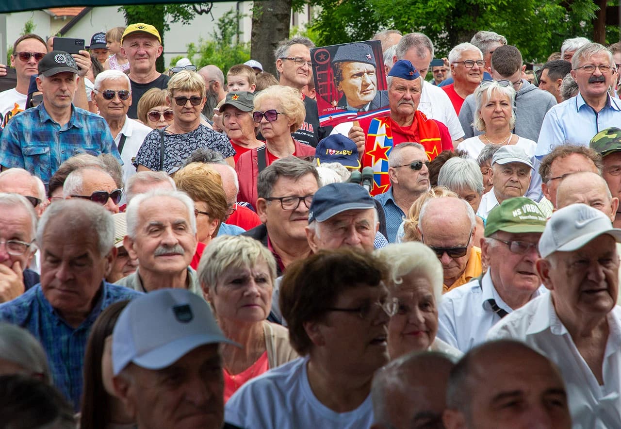 Desetak tisuća posjetitelja u Kumrovcu obilježilo Dan mladosti