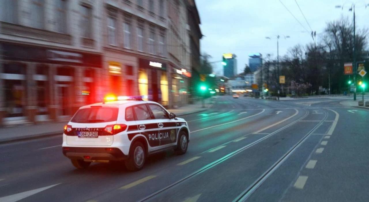 Policija na ulicama Sarajeva