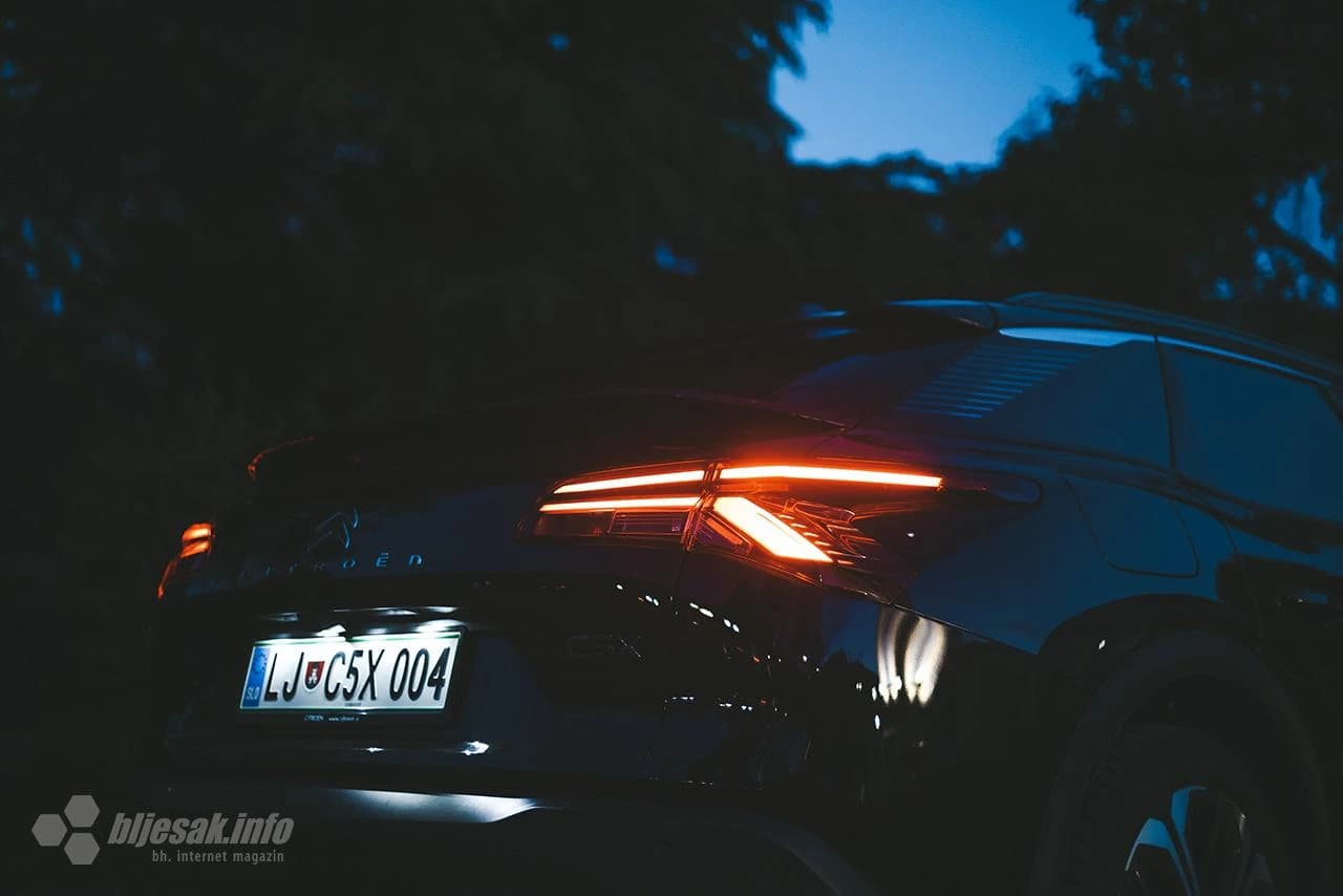 Vozili smo - Citroën C5 X Shine Pack 1.6 PureTech Plug-In Hybrid 225 ë-EAT8