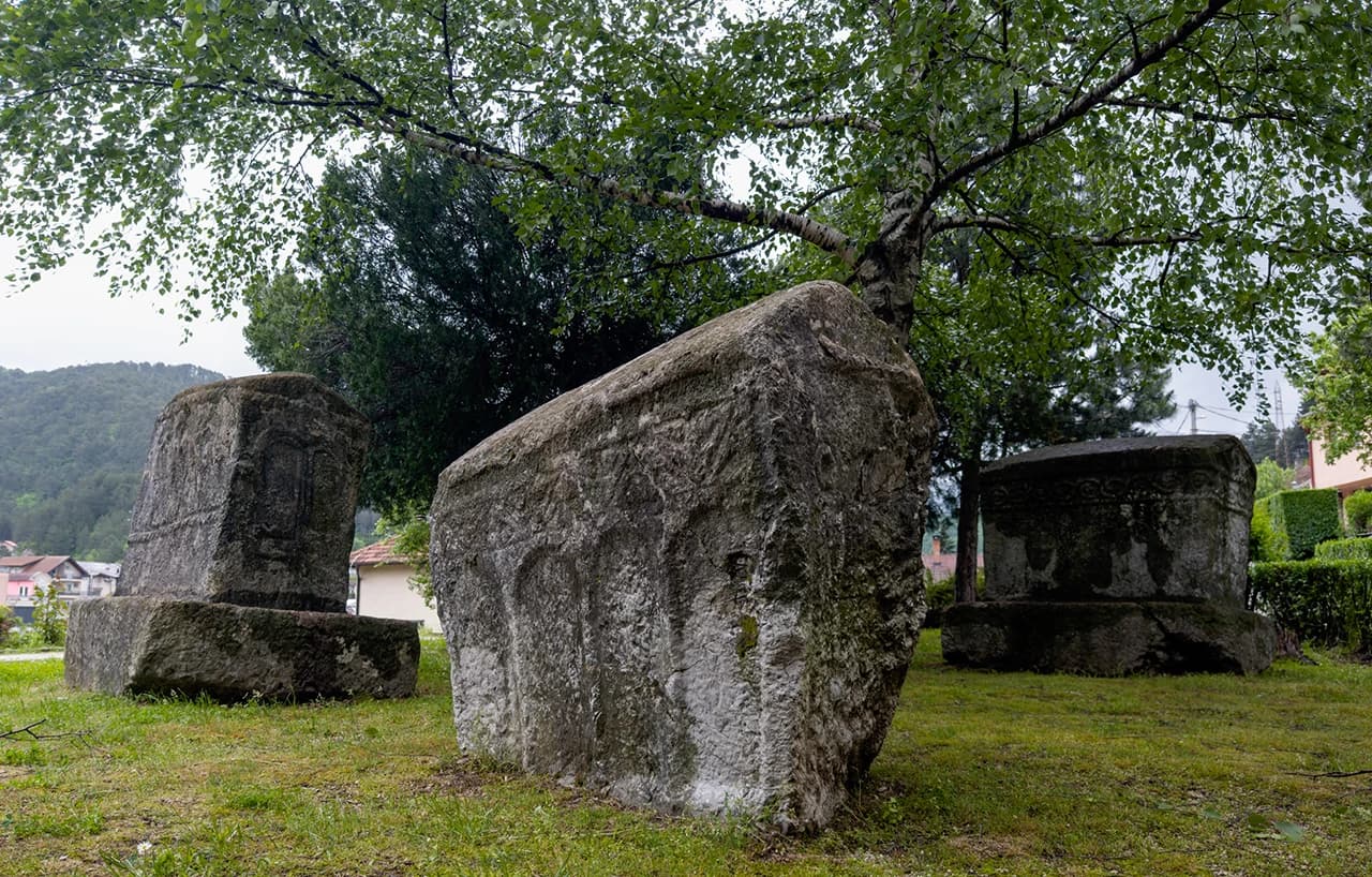 Konjic obiluje nekropolama stećaka