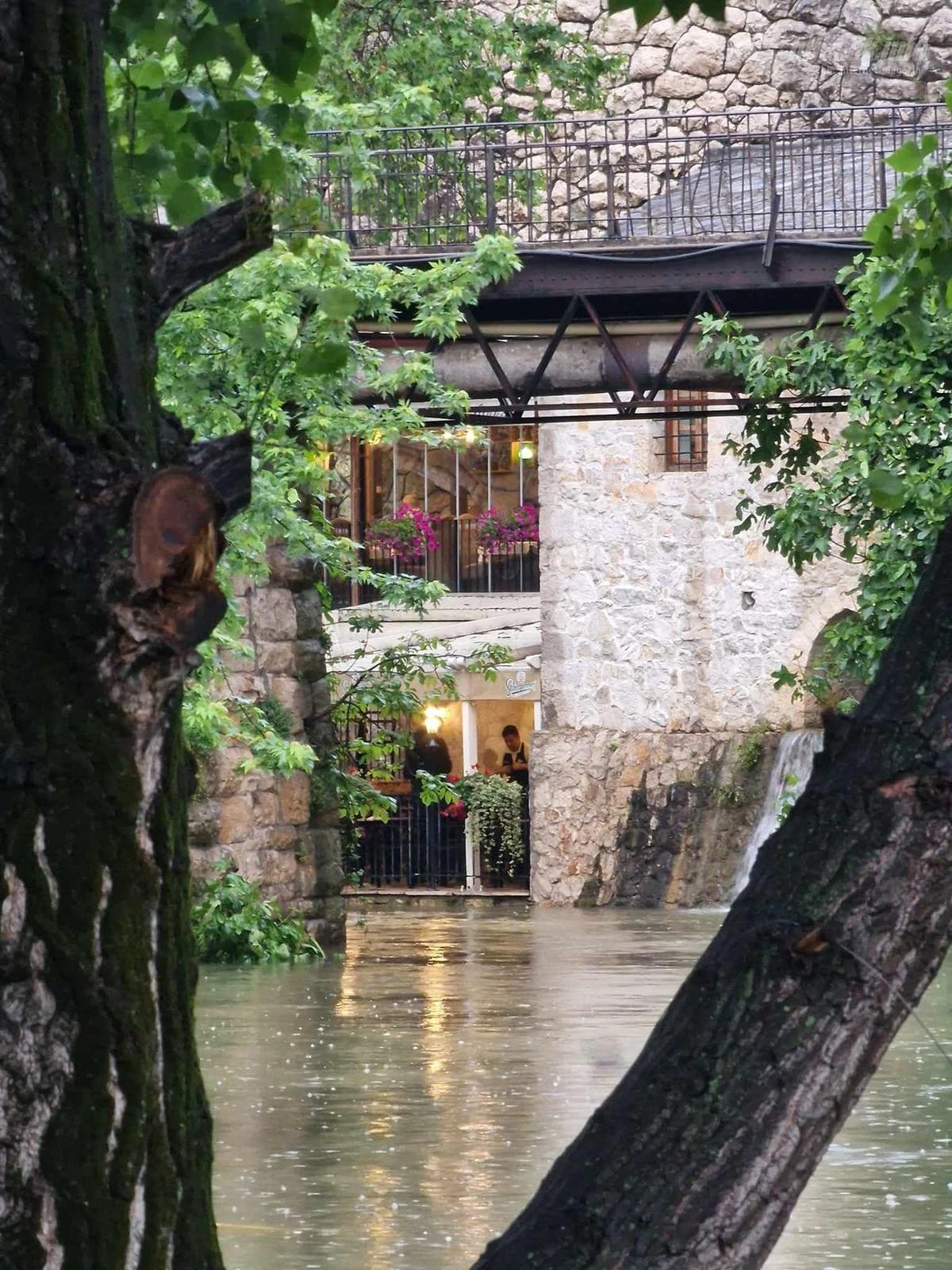 Radobolja prijeti restoranima