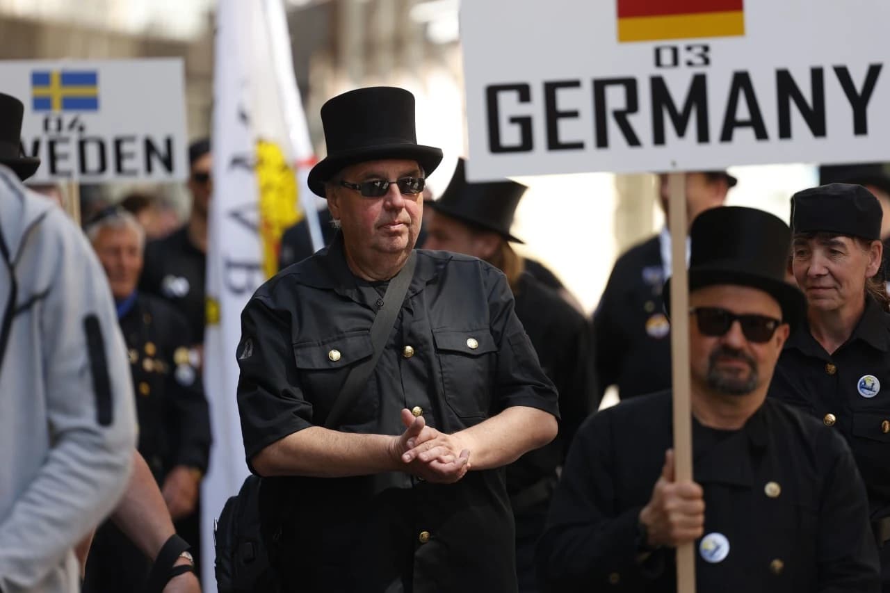 Dimnjačari iz nekoliko država prošetali Sarajevom