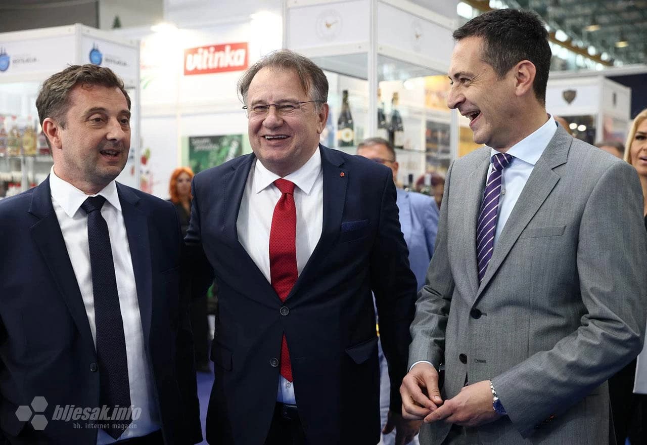 Političari u obilasku štandova na 24. međunarodnom sajmu gospodarstva Mostar